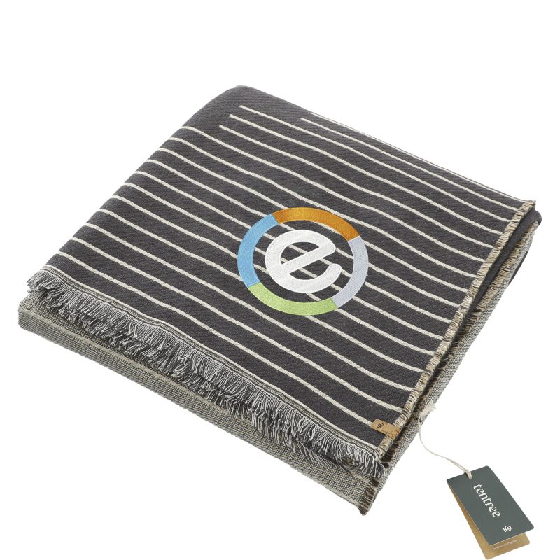 tentree Organic Cotton Peaks Woven Blanket