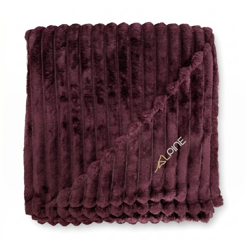 Alpine Faux Fur Polyester Blanket - 5