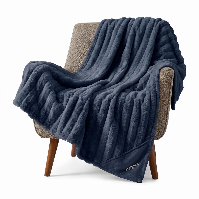 Aurora Faux Fur Polyester Blanket - 7