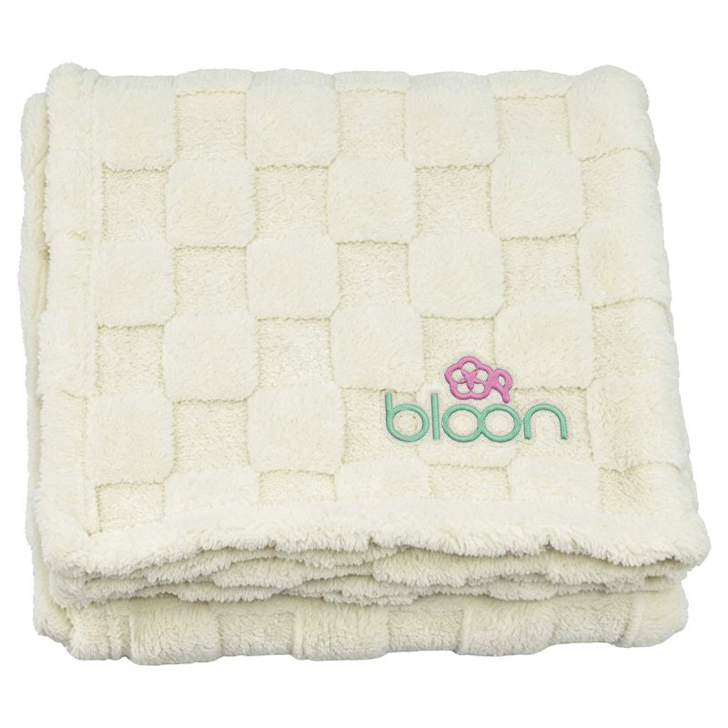 Riviera Soft-Plush Checkerboard Blanket - 6