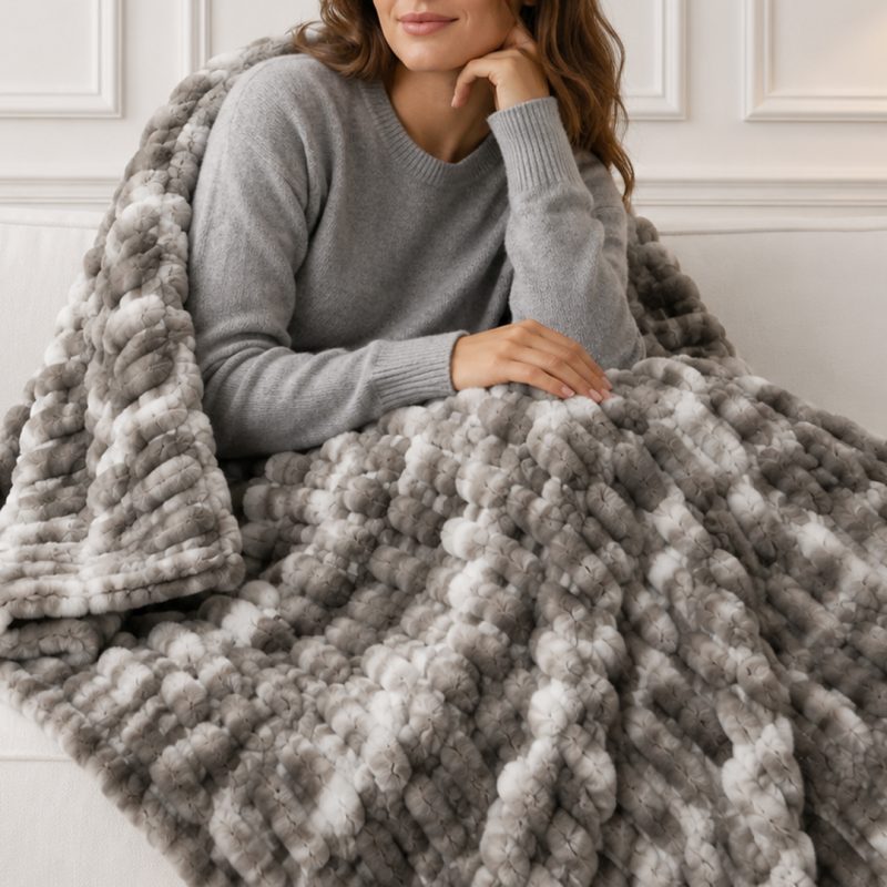 Signature Cloud Luxe Throw Blanket - 1